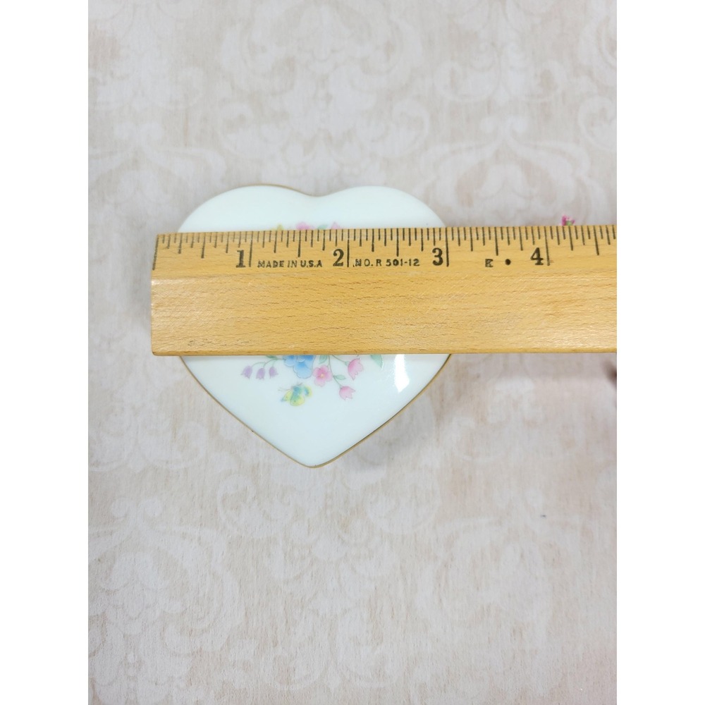 Vintage Heart Shaped Trinket Box Made in Japan Ceramic Floral Vanity Dish - Picture 7 of 9